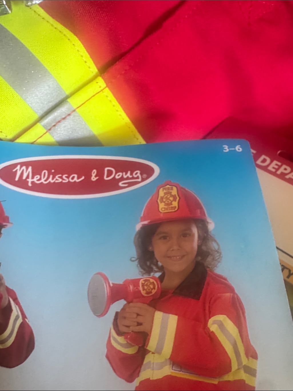 Melissa & Doug Fireman Halloween Costume One Size (3-6y) — image 8 of 8